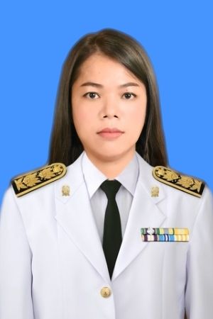 นางสาวยุรวรรณ  ชินวงค์